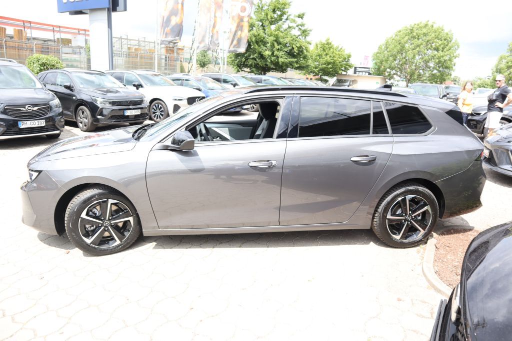 Opel Astra Sports Tourer 1.2 Turbo Automatik Edition imagem 3