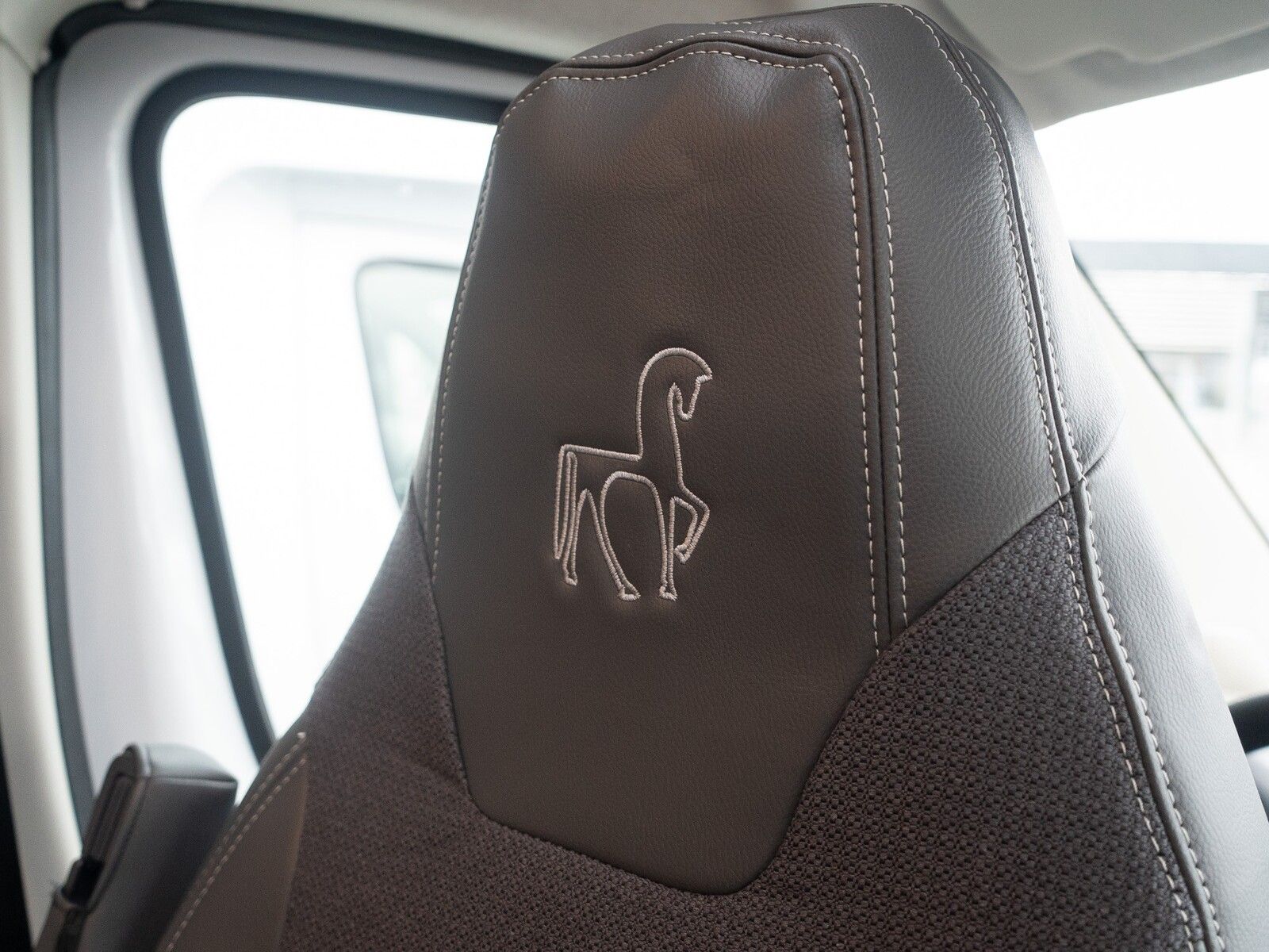 Fahrzeugabbildung Etrusco T-Modell Base 6.9 SB Markise*Hubbett*MJ 2026