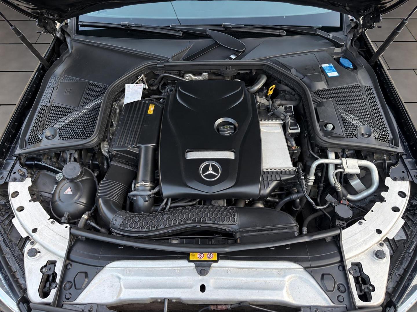 Mercedes-Benz C 200 Cabrio 4Matic 360° NAVI TEMP BURMESTER SHZ