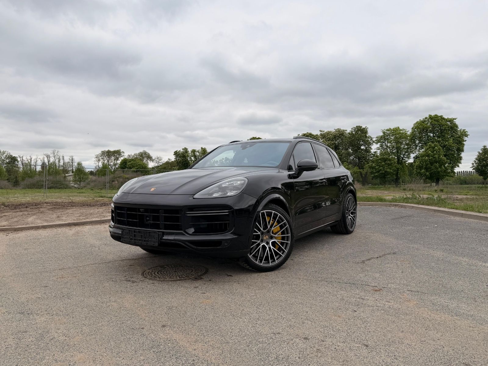 PORSCHE Cayenne Turbo *Keramik*Pano*Vollausstattung*