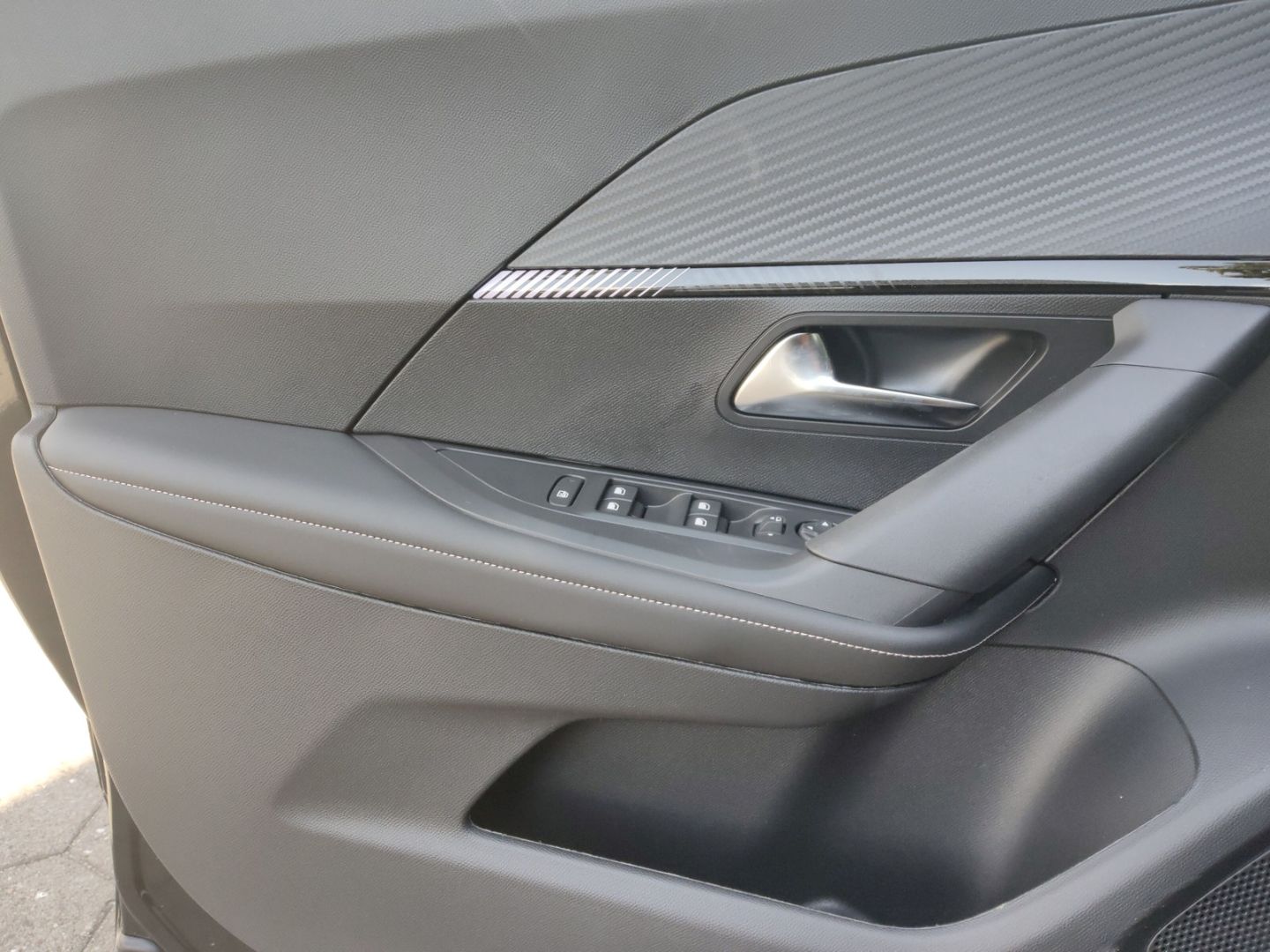 Peugeot 2008 - Bild 13