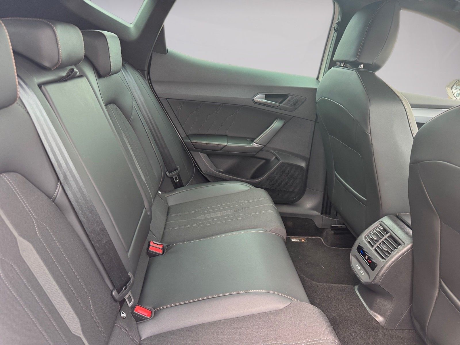 Fahrzeugabbildung CUPRA Formentor 2.0 TSI 4Drive