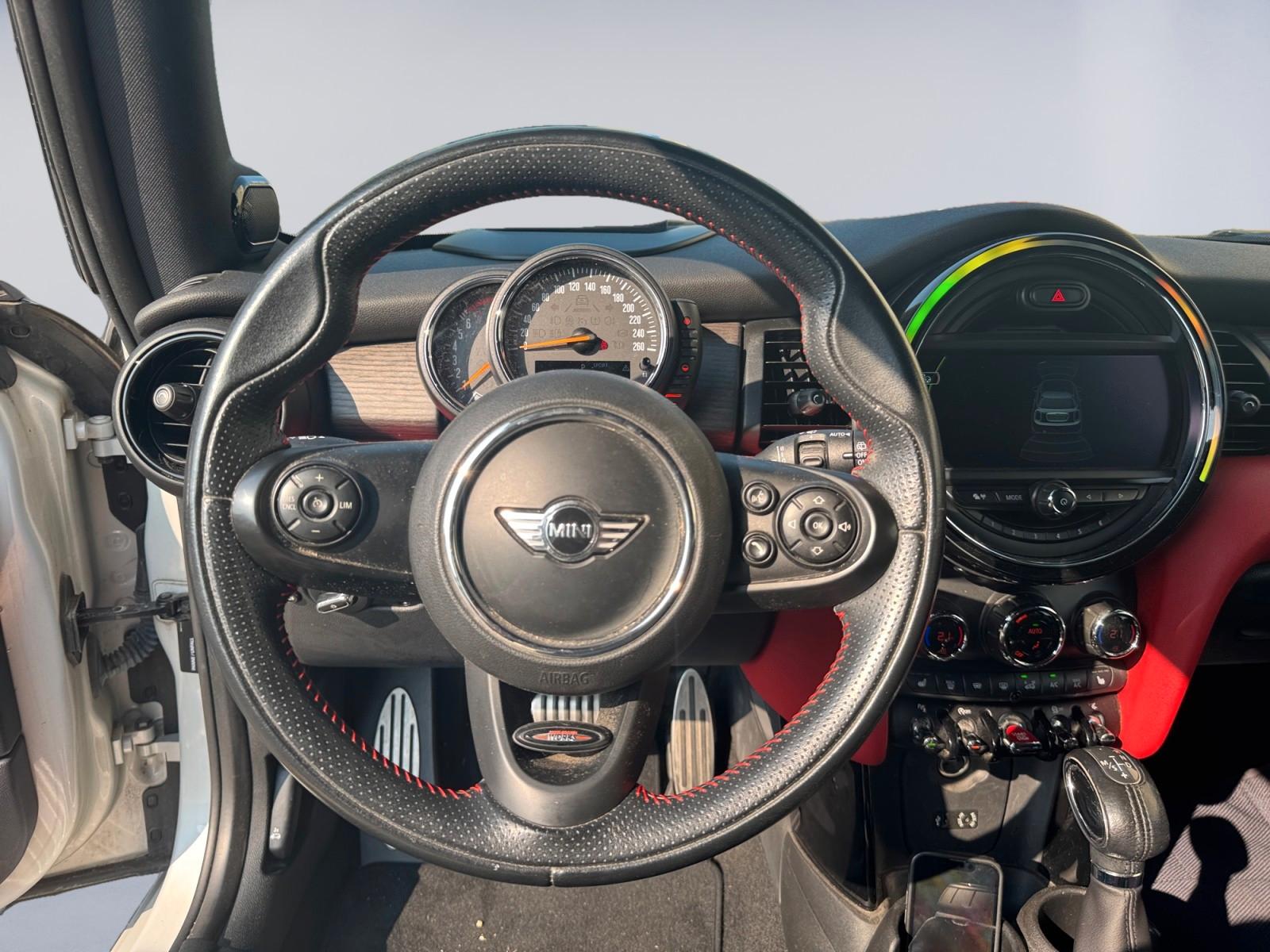 MINI Cooper S Aut. JCW HUD SHZ LED PDC H&K LEDER/ALC.