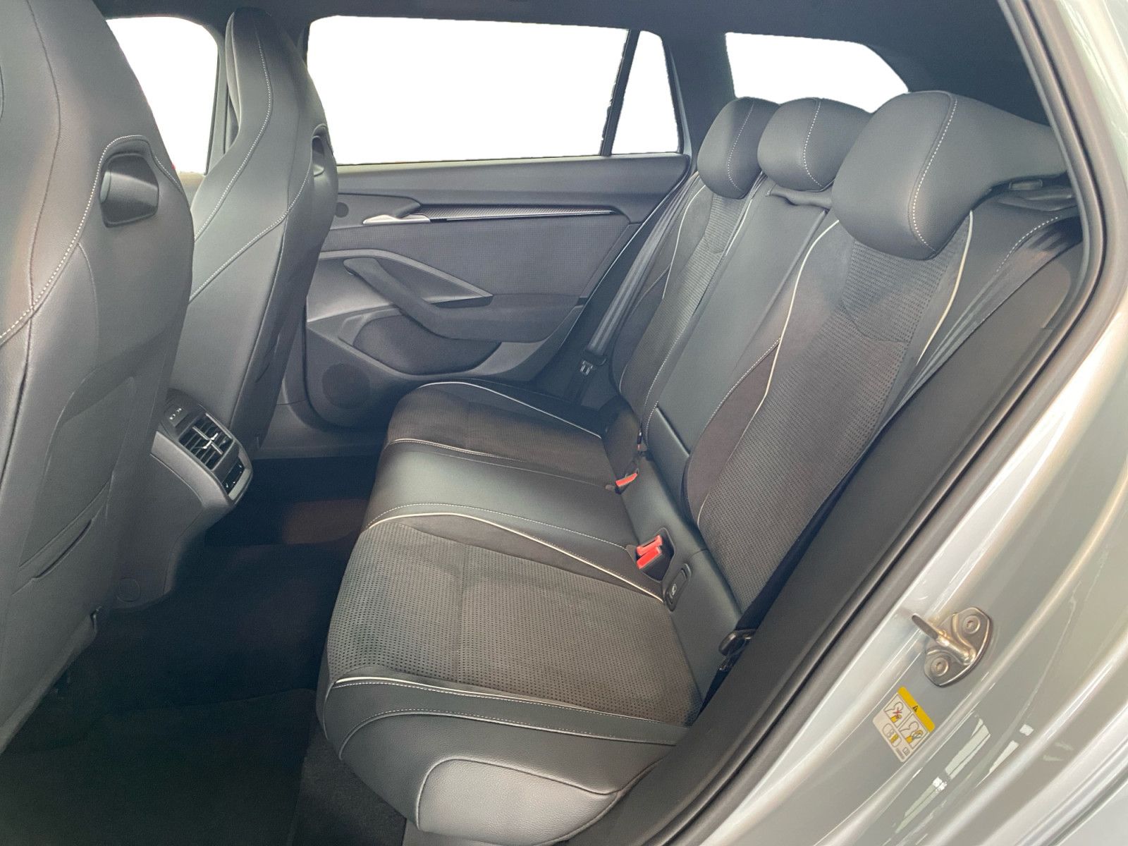 Skoda Superb - Bild 11