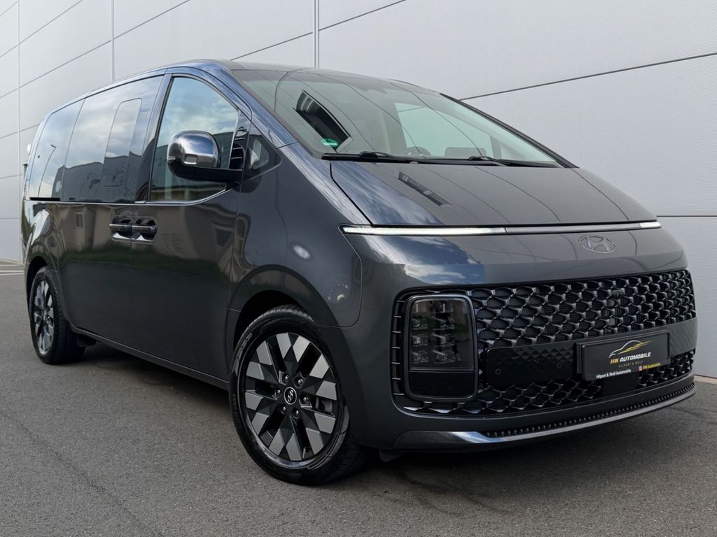 Image of Hyundai STARIA