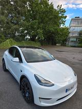Tesla TESLA MODEL Y PERFORMANCE Garantie Neuwertig  - Tesla Model Y in Dortmund