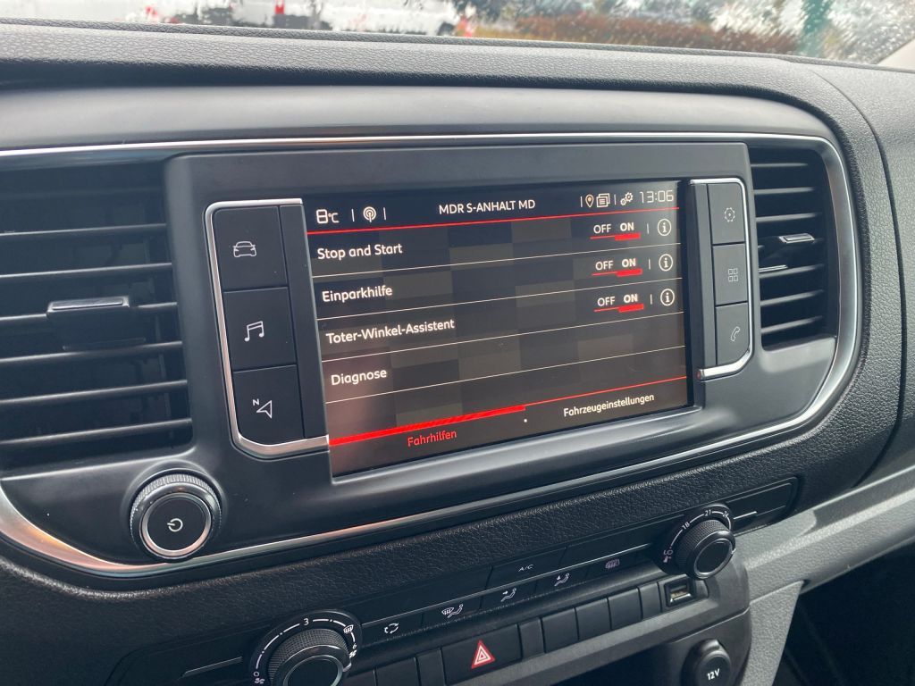 Fahrzeugabbildung Citroën Jumpy Variospace XL BlueHDi 120 Worker *6-Sitzer
