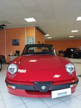 Alfa Romeo Spider 2.0 Quadrifoglio Verde - gebrauchte Alfa Romeo Spider aus dem Jahr 1988