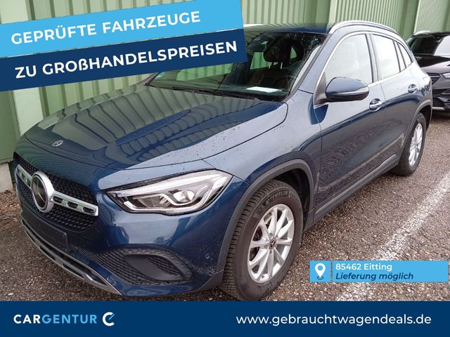 Mercedes-Benz GLA 180 d Progressive Lane BLIS HuD Key Navi