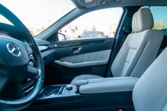 MERCEDES-BENZ E350  T CDI 4Matic/ AIRMATIC/ AHK/ MASSAGE