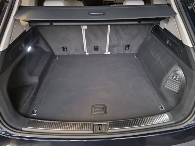 Fahrzeugabbildung Volkswagen Touareg 3.0 V6 TDI ELEGANCE 4MOTION SOUND AHK NA