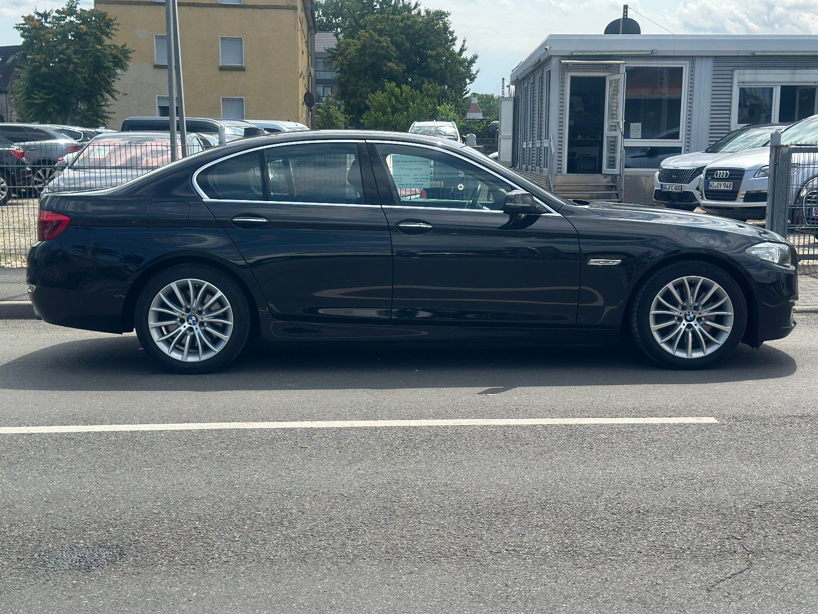 Fahrzeugabbildung BMW 535 d LUXURY*HEAD-UP+LEDER*