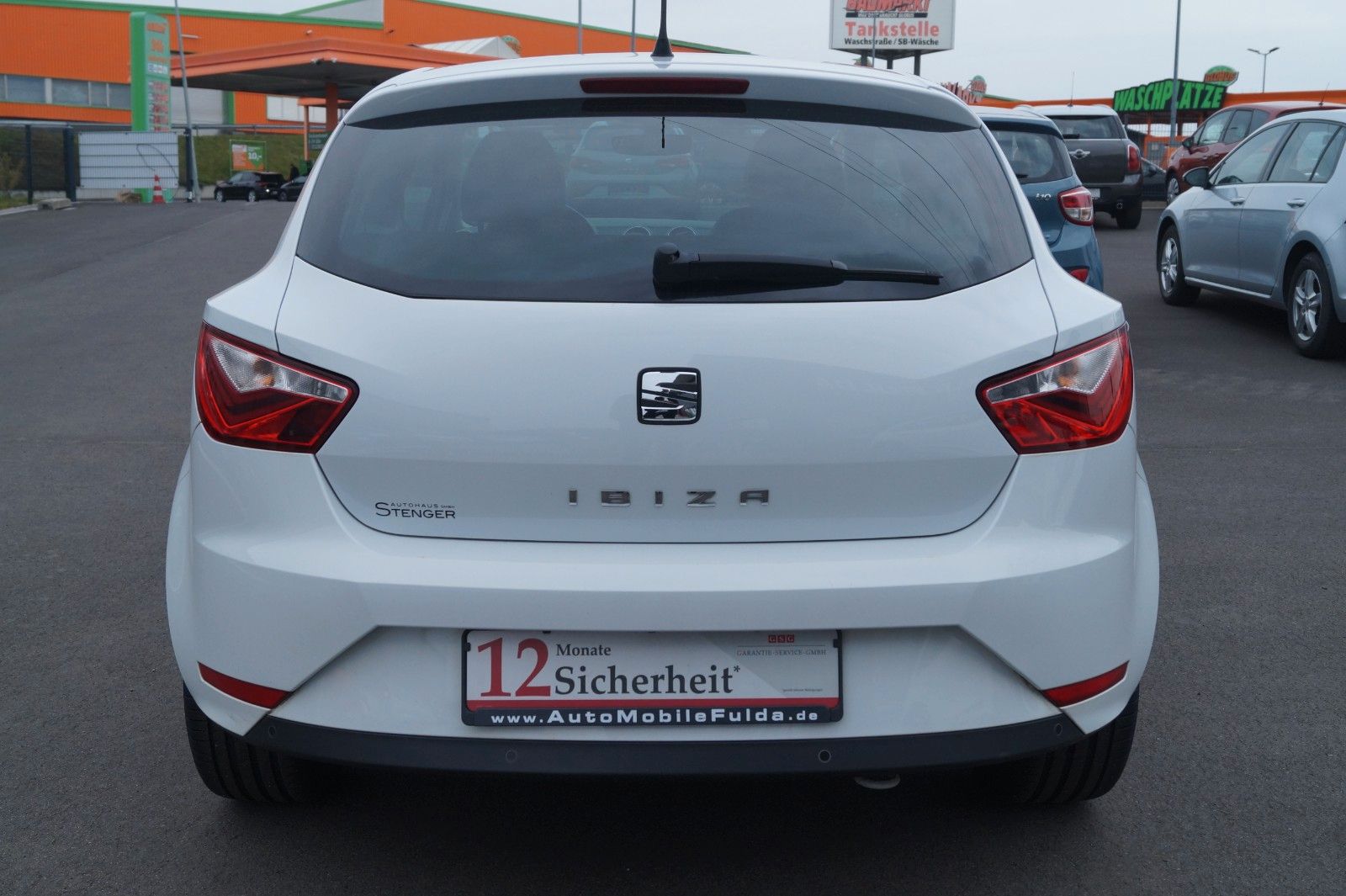 Fahrzeugabbildung SEAT Ibiza SC Connect *TÜV, Inspektion + Garantie