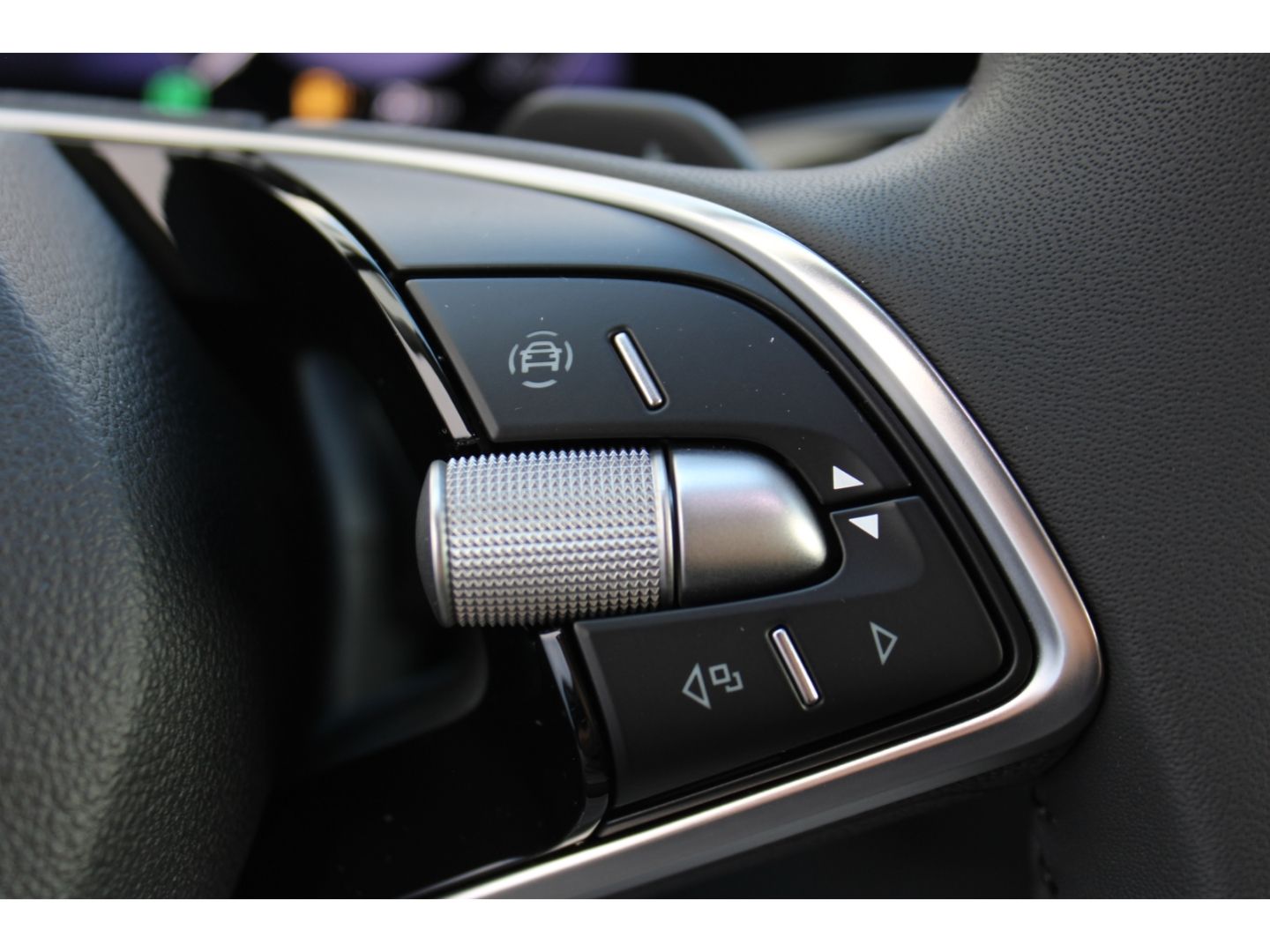 Fahrzeugabbildung SKODA Kodiaq Selection 1,5 TSI mHEV ACC AHK LED TWA RF