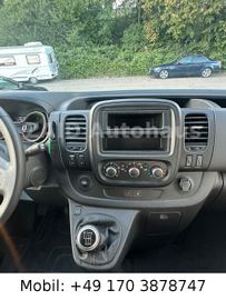 Renault Trafic - 12
