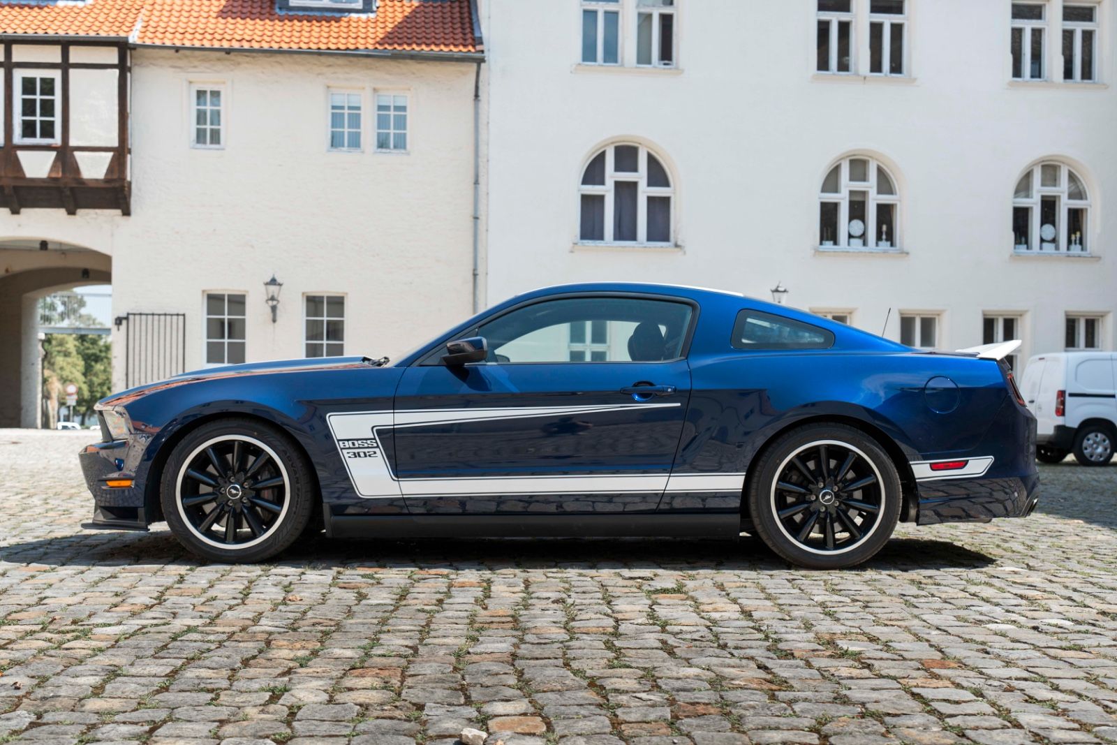 Fahrzeugabbildung Ford Mustang BOSS 302 5.0L FORD RACING ALCANTARA