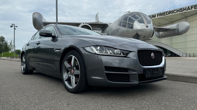 Jaguar XE Prestige LEDER/NAVI/XENON/AUTOM.