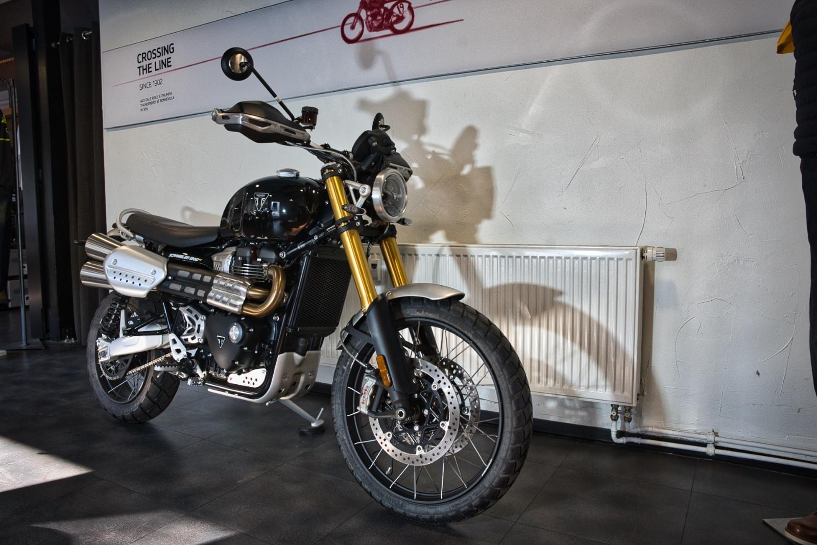 Triumph Scrambler 1200 XE NEUZUGANG ERST 990 KM