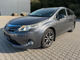Toyota Avensis Combi 1,8  147PS VVT-i 50049 - gebrauchte Toyota Avensis aus dem Jahr 2014