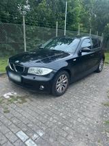 BMW Bmw 118i schwarz - BMW 118 in Kiel