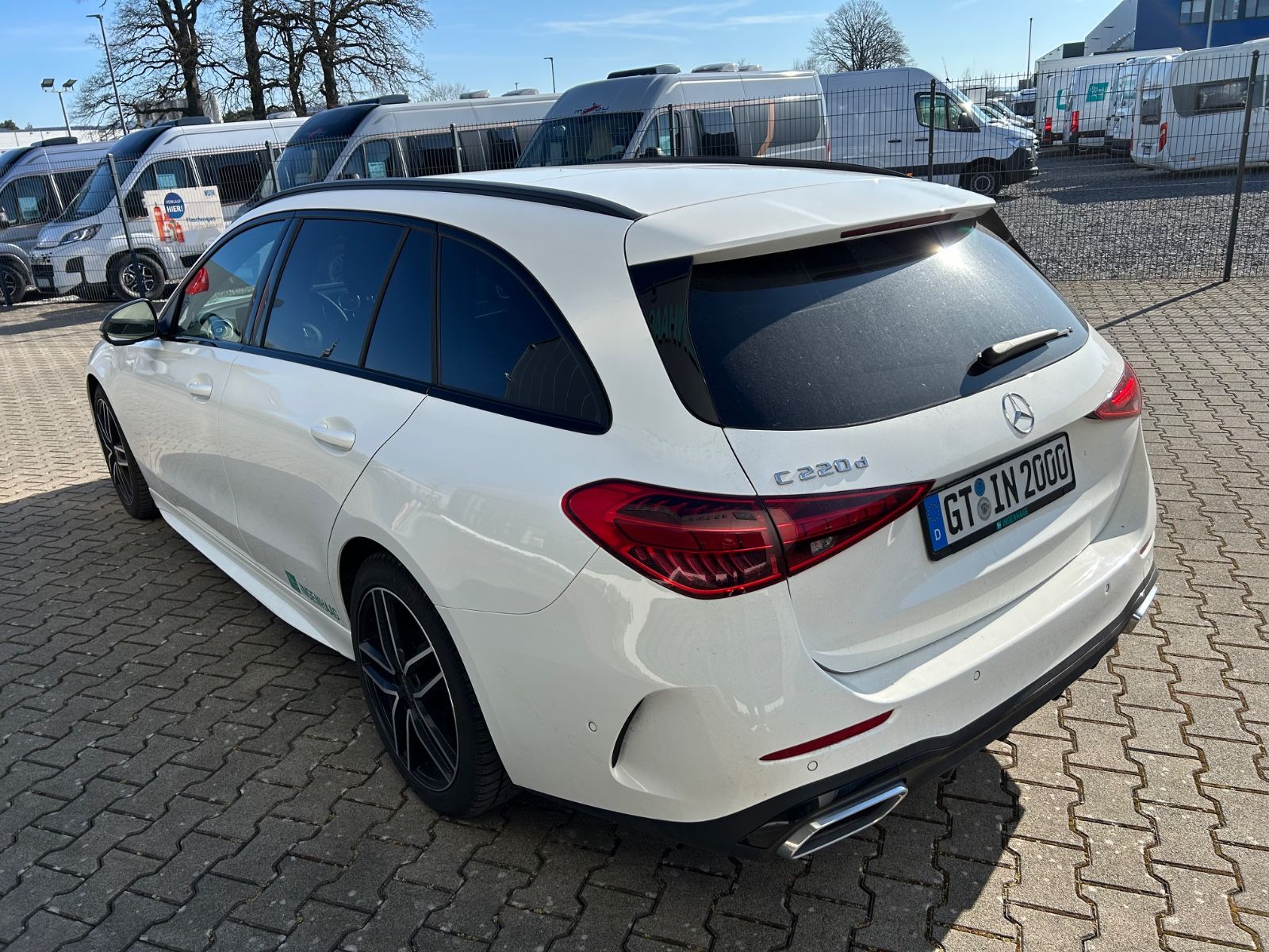 Fahrzeugabbildung Mercedes-Benz C 220 T d 4 Matic - AMG - Line