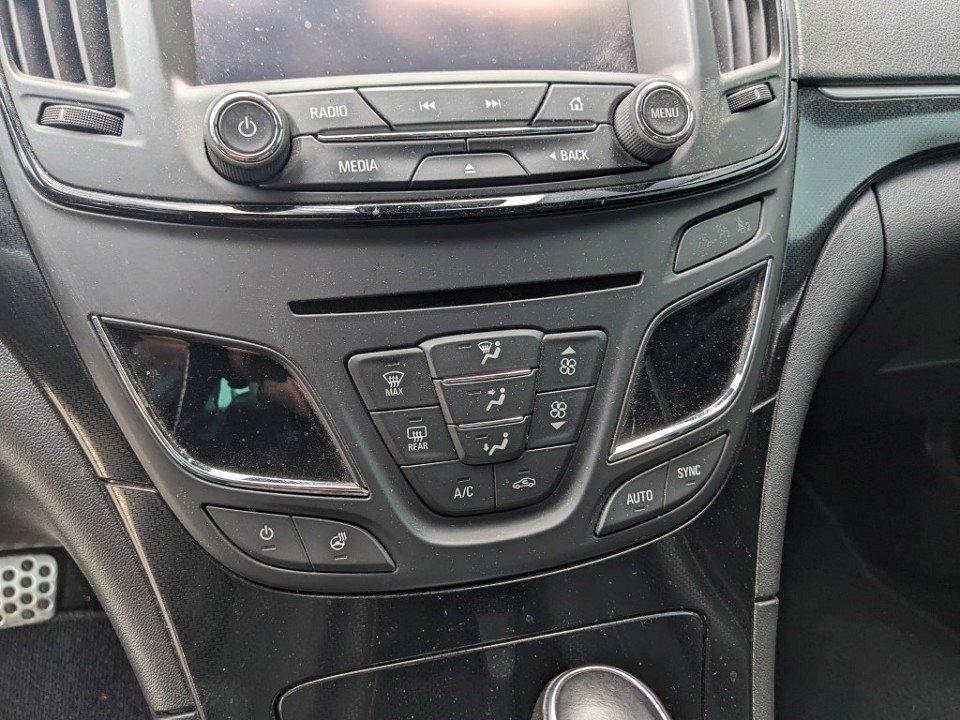 Opel Insignia 2014 — photo 19