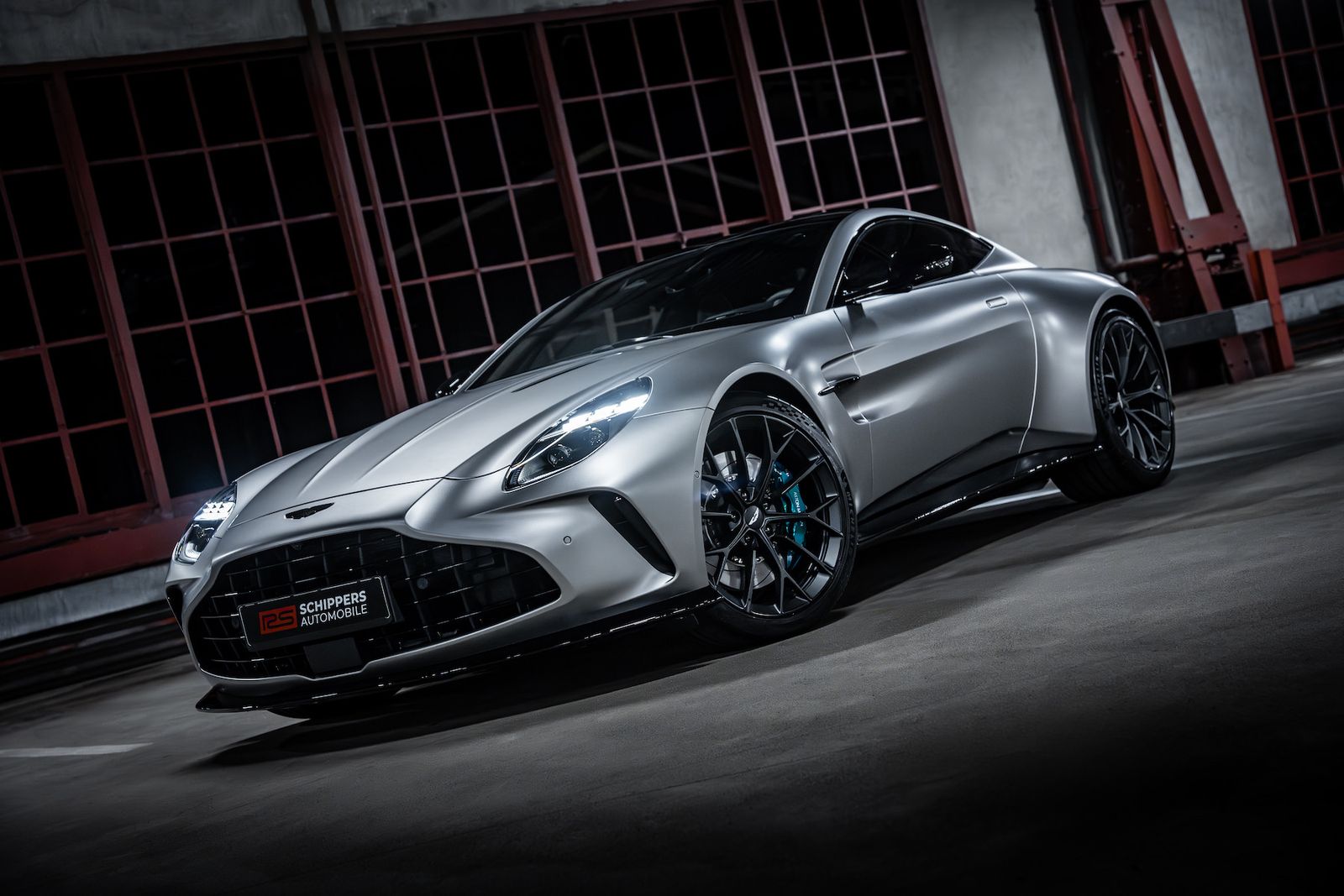 Fahrzeugabbildung Aston Martin V8 Vantage BOWERS&WILKINS|TRAUMAUTO|MY25