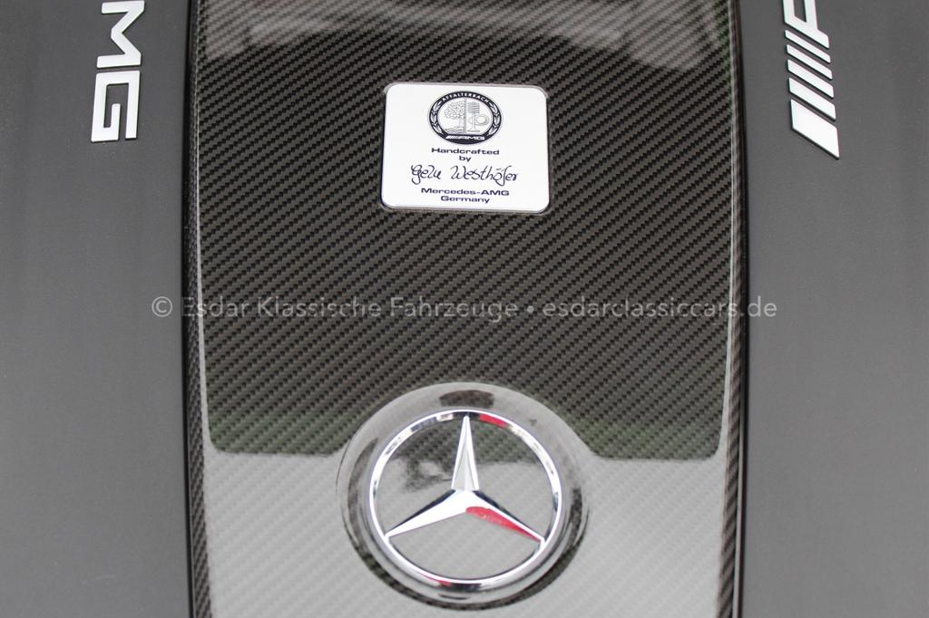 Mercedes-Benz AMG GT R