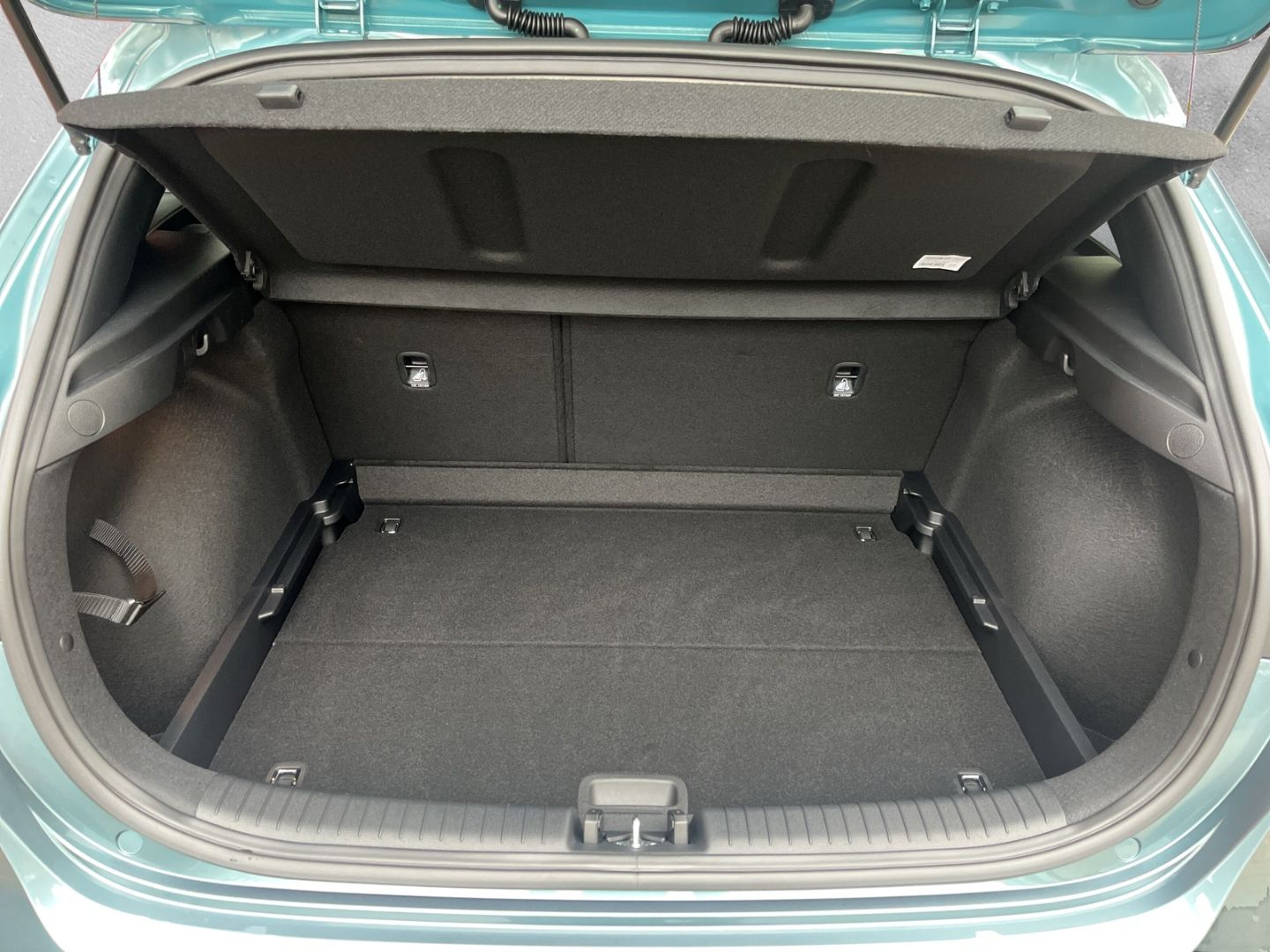 Fahrzeugabbildung Kia Ceed ULTIMATE EDITION 1.0 T-GDI  *STYLE-PAKET*