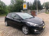 Hyundai i30 Coupe Design-Sitzh-Leder-PDC-Alu-Klimaaut--- - Hyundai i30 Gebrauchtwagen in Leipzig