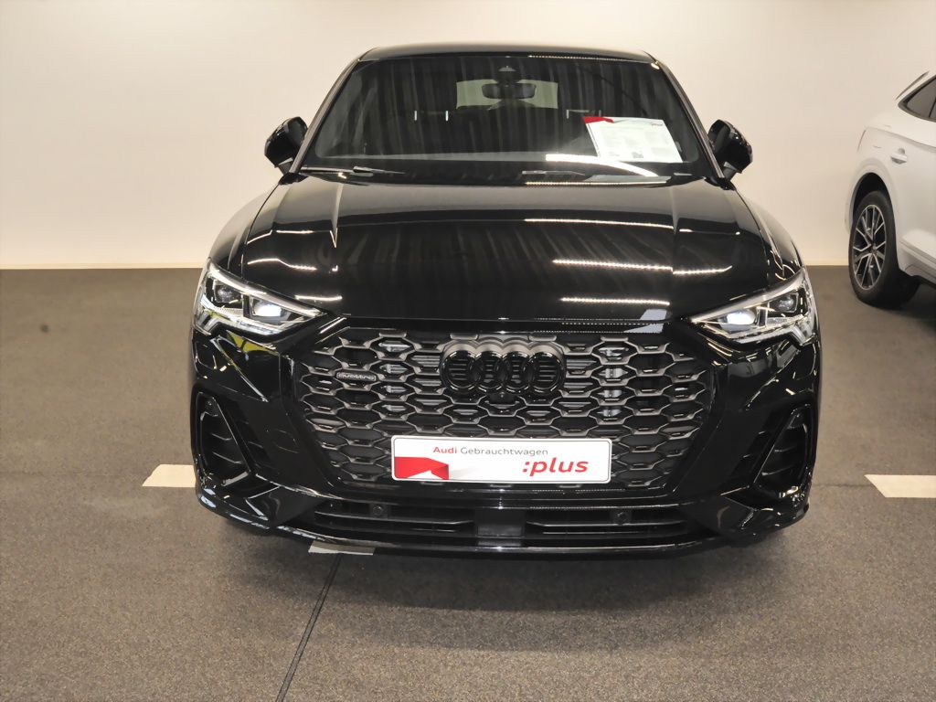 Audi Q3 Sportback 45 TFSI quattro S line Navi Matrix foto 2