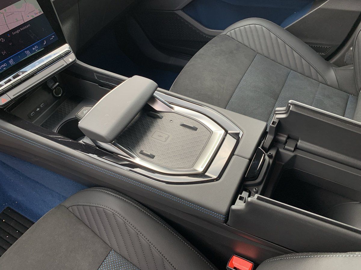 Renault Rafale - Bild 32