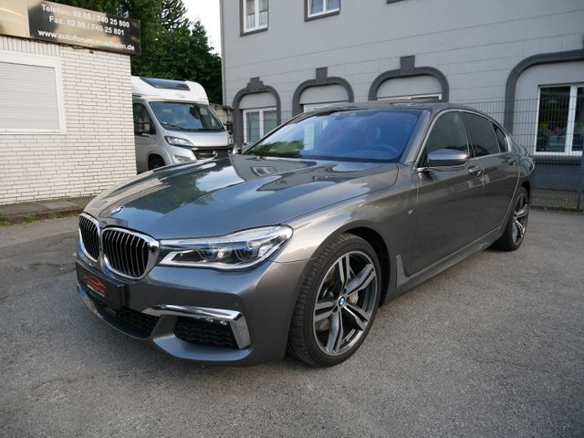 BMW 750 i M Sport Laser Pano DisplKeyGo DrivPro360Ka