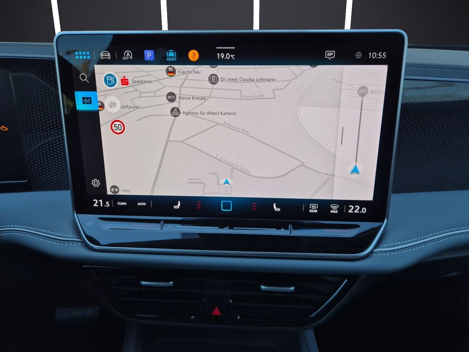 Fahrzeugabbildung Volkswagen Passat eTSI Business DSG LED AHK Navi AID ACC RF