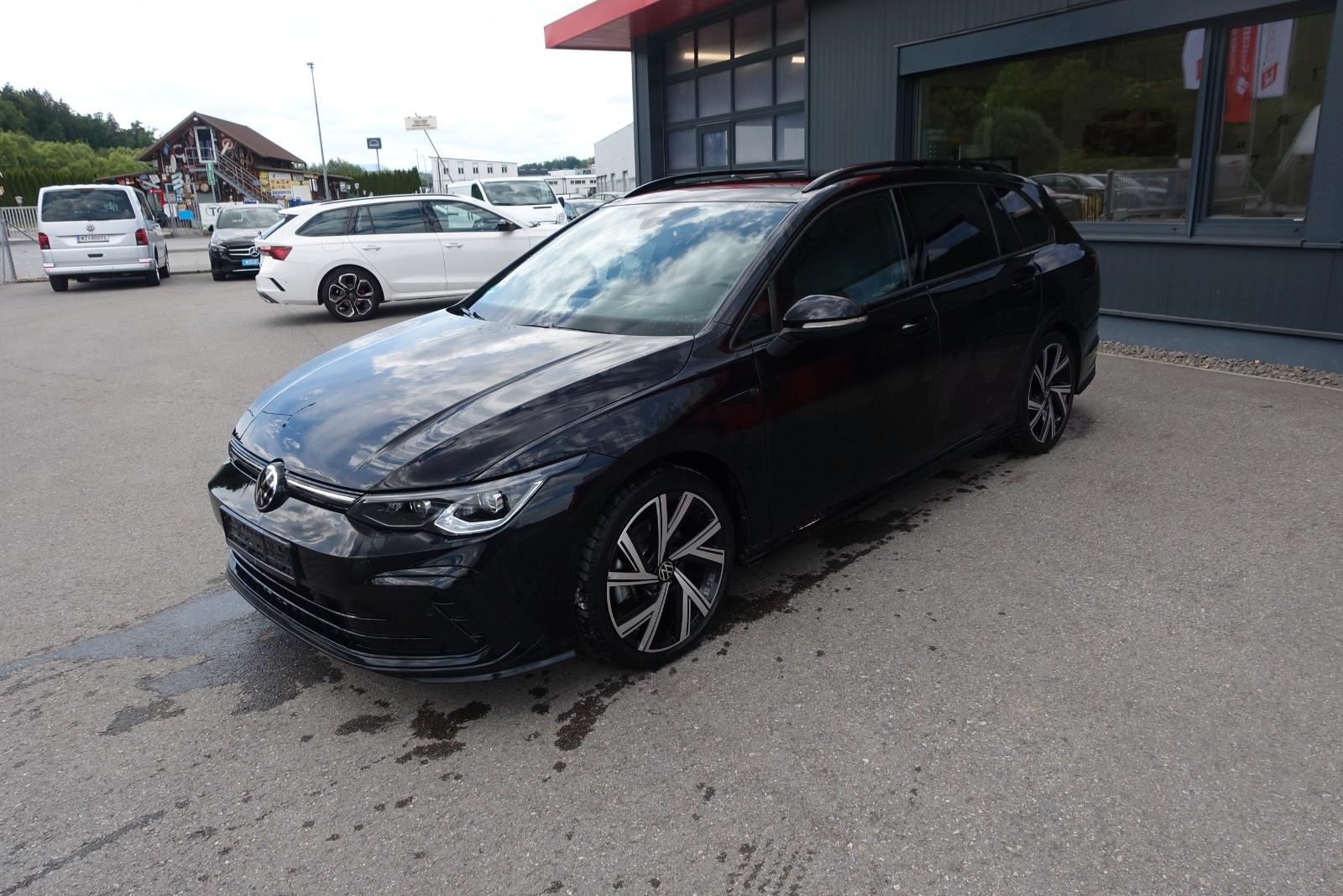 Volkswagen Golf VIII Variant R-Line EXP € 18990.--