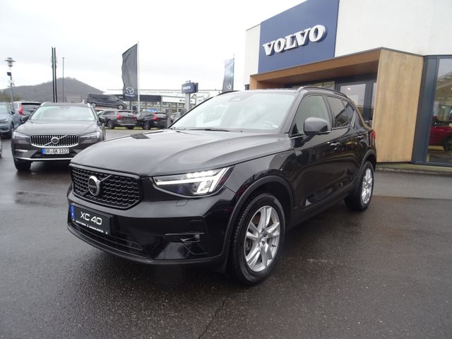 Volvo XC40 B4 Plus Dark 2WD