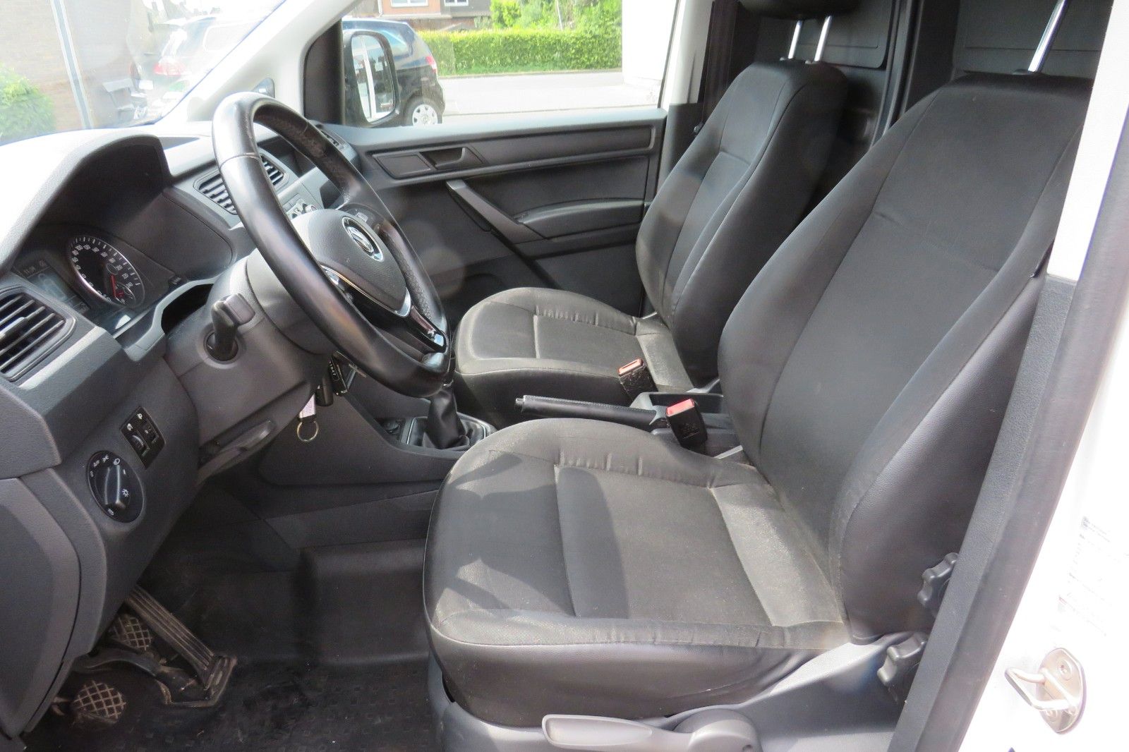 Fahrzeugabbildung Volkswagen Caddy MAXI Kasten LKW 2.0 TDI