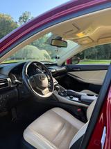 Lexus IS 300 300h Luxury Line Automatik Luxury Line - Lexus IS 300 aus 2013