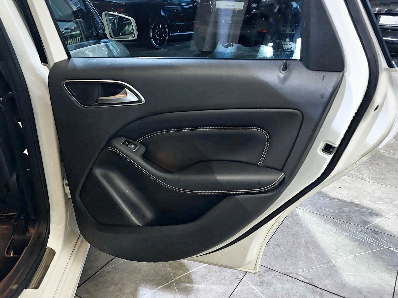 Mercedes-Benz B 200 *Erst 86tkm*Automatik*Navi*PDC*AHK 1,4t*