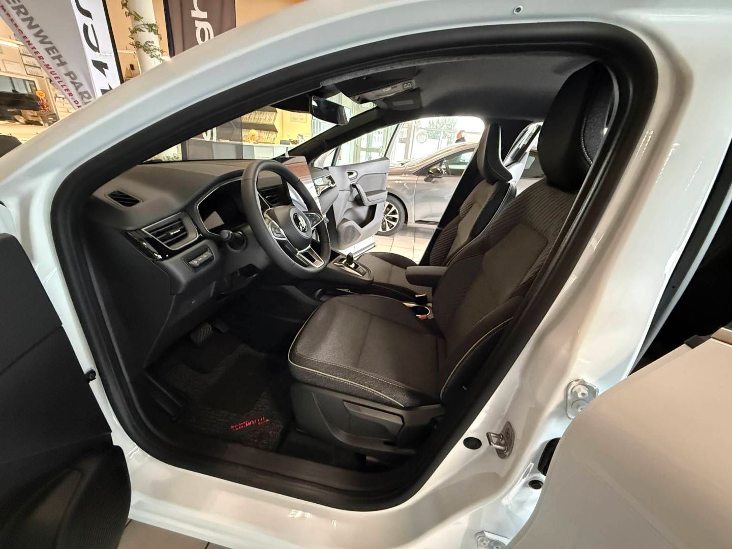 Fahrzeugabbildung Mitsubishi Grandis Intro Edition 1.8 Hybrid
