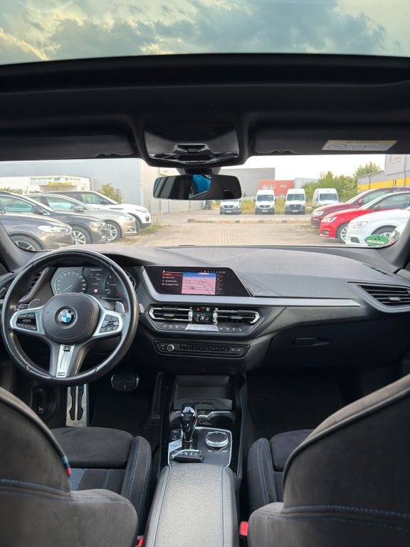 BMW M235i - Bild 11