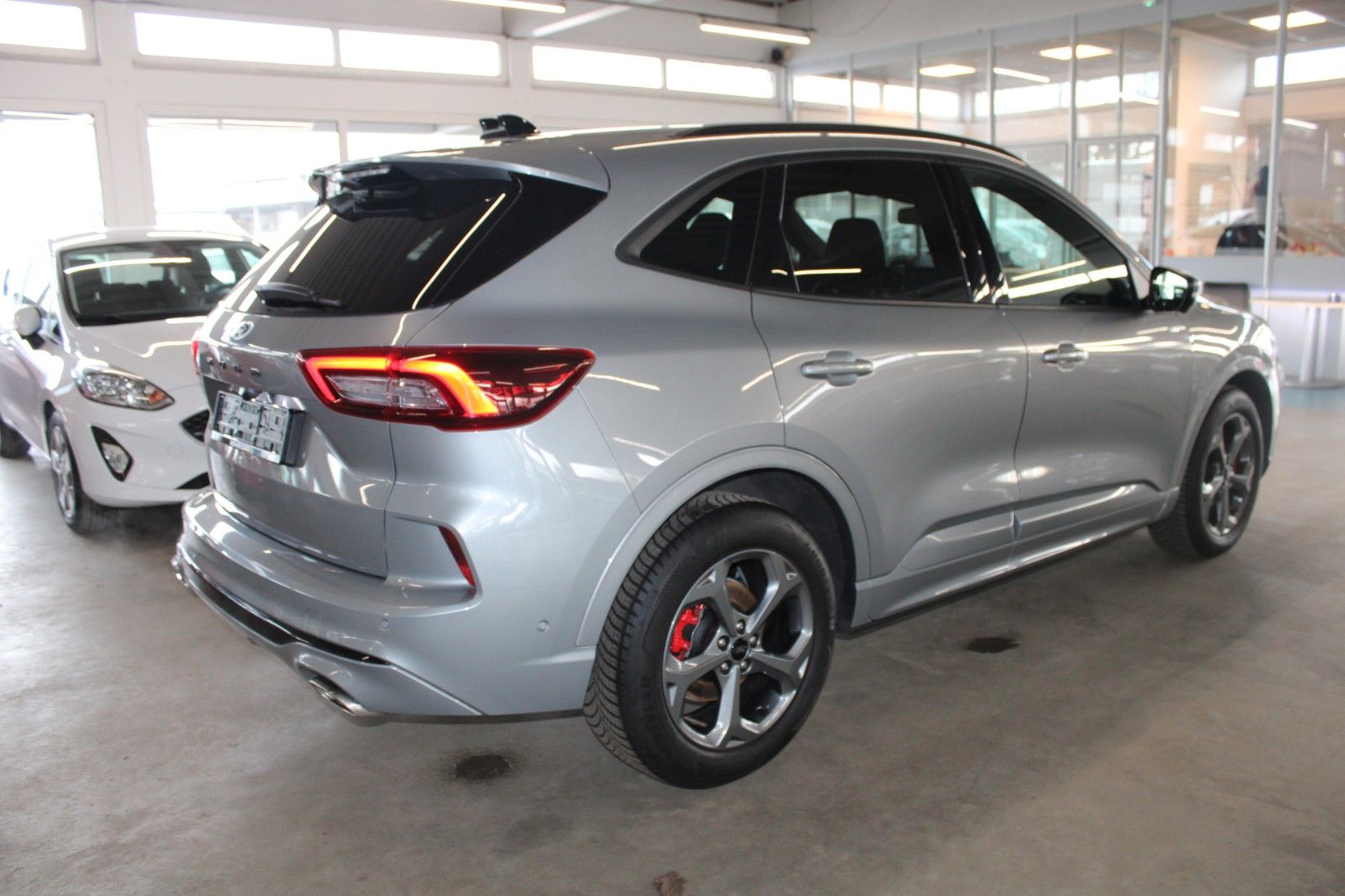 Fahrzeugabbildung Ford Kuga ST-Line X Automatik Facelift AHK Matrix LED