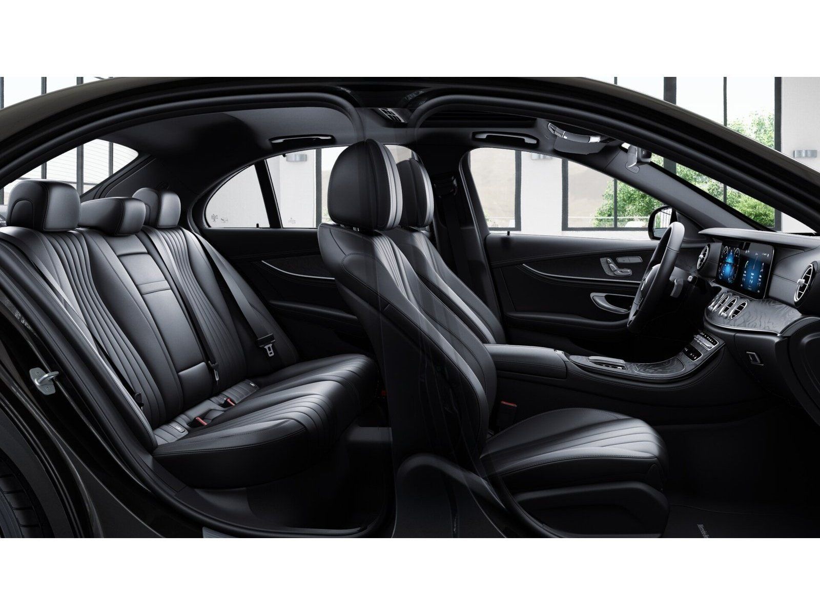 Fahrzeugabbildung Mercedes-Benz E400d 4M AMG Massage ABC KeyGo GSD 20"DISTRO AHK