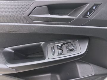 Volkswagen Caddy - 10