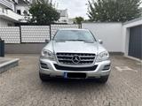 Mercedes-Benz ML 300 CDI 4MATIC BlueEFFICIENCY - - Mercedes-Benz ML 300: Cdi