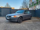 Opel Astra 1.6i GLS Stufenheck >> TÜV bis 10/27 << - gebrauchte Opel Astra aus dem Jahr 1993