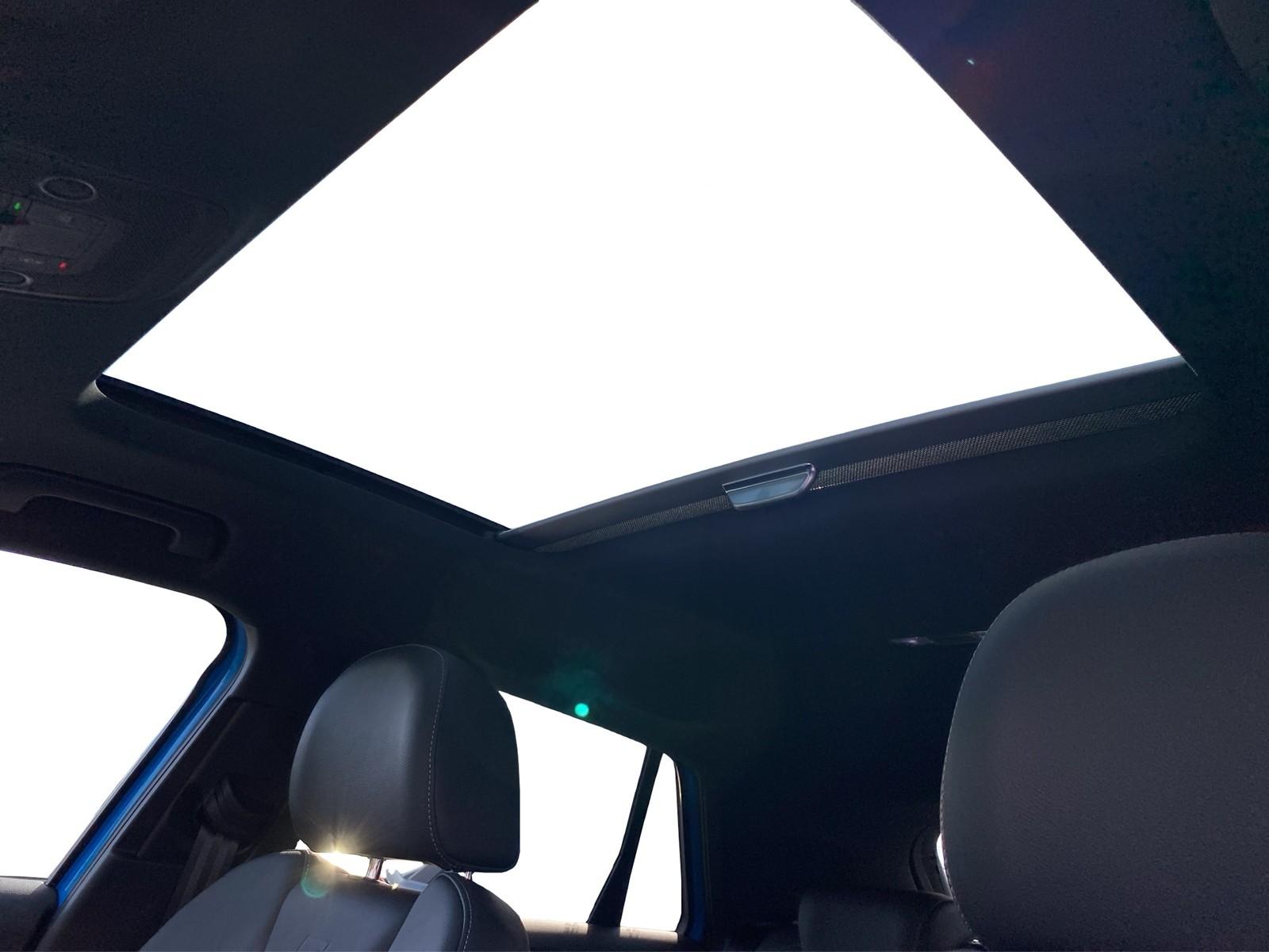 Audi Q2 35 TFSI S-LINE +PANO+GRA+AHK