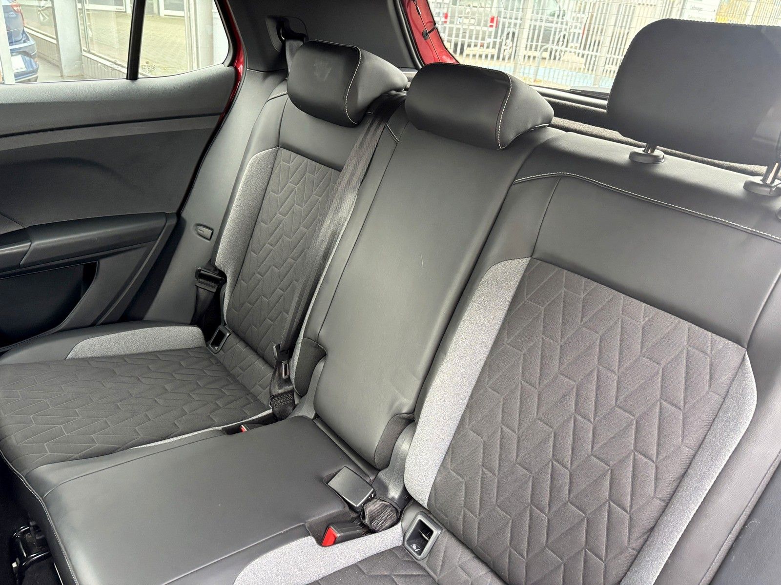 Fahrzeugabbildung Volkswagen T-Cross 1.0 TSI 85 kW Goal+ACC+Kamera+AHK+Navi+
