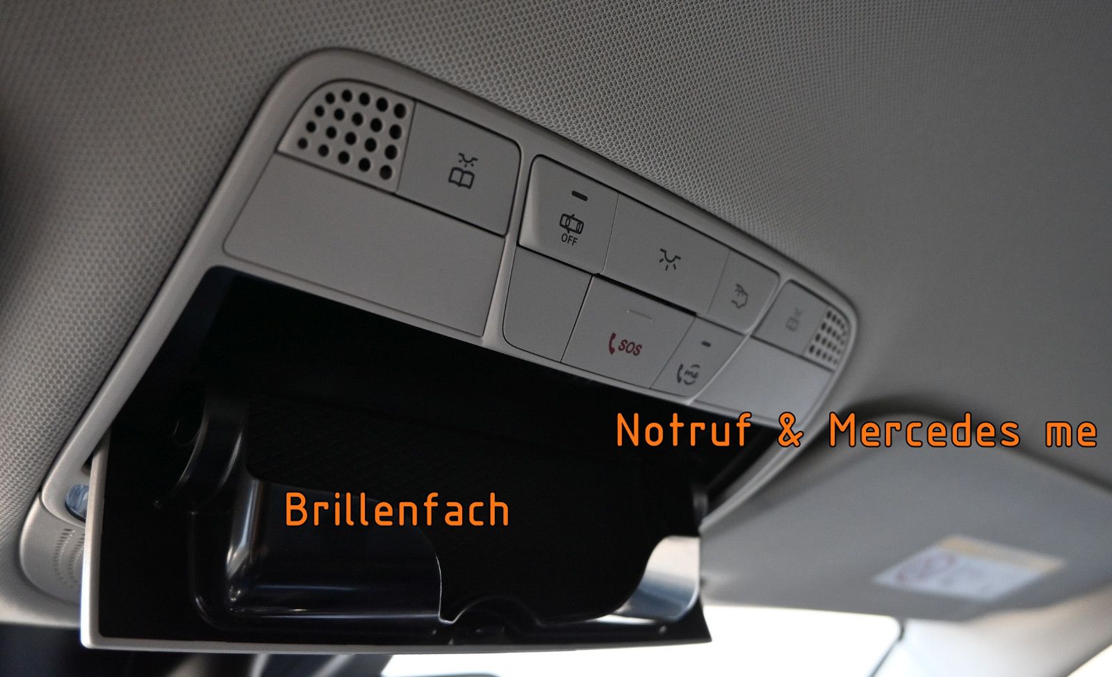 Fahrzeugabbildung Mercedes-Benz GLC 300 4MAT. °AHK°AMG INTERIEUR°SOUND°KAMERA°