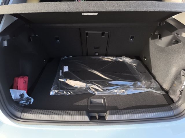 Fahrzeugabbildung Volkswagen Golf Energy 1.5 l eTSI OPF 85 kW (116 PS) 7-Gang